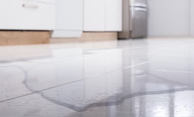 Kühlschrank läuft aus & mehr