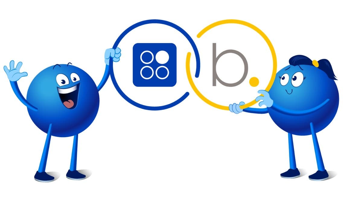 Zwei PAYBACK Pointis halten miteinander verbundene Kreise mit Logos PAYBACK und BAUR.