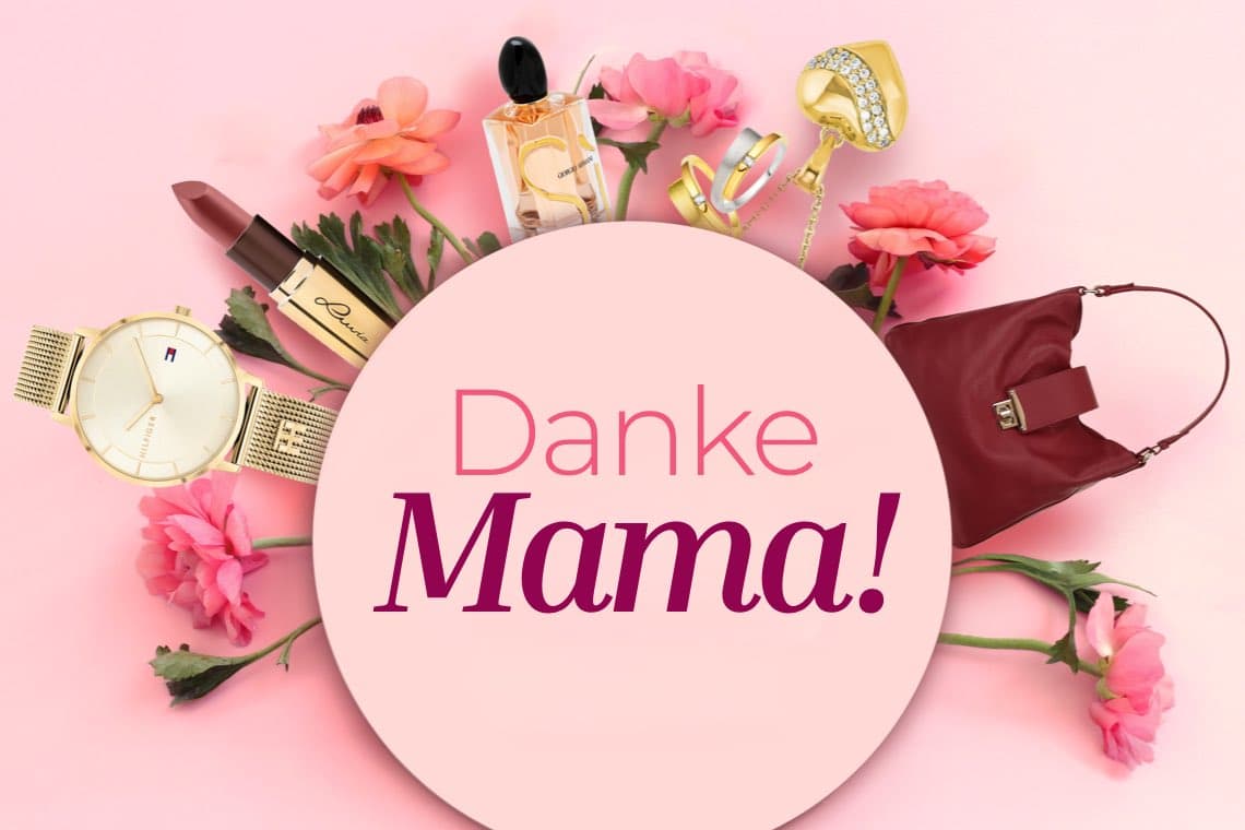 Danke Mama! – umgeben von Uhr, Lippenstift, Parfum, Ringen, Ohrring, Handtasche und rosa Blumen auf rosa Hintergrund
