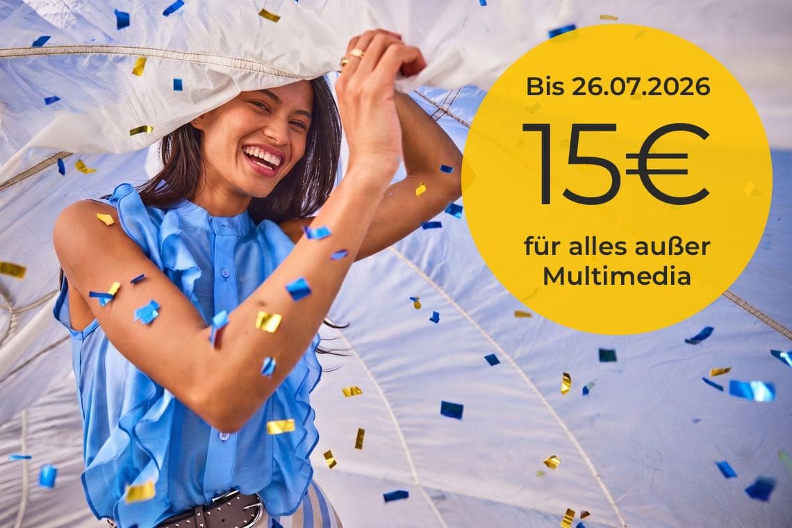 Bis 26.07.2026 15€ für alles außer Multimedia – Frau in ärmelloser Bluse lacht unter Konfettiregen